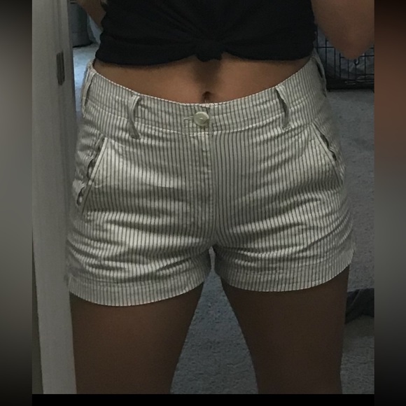 American Eagle high waist cotton shorts - Picture 3 of 5